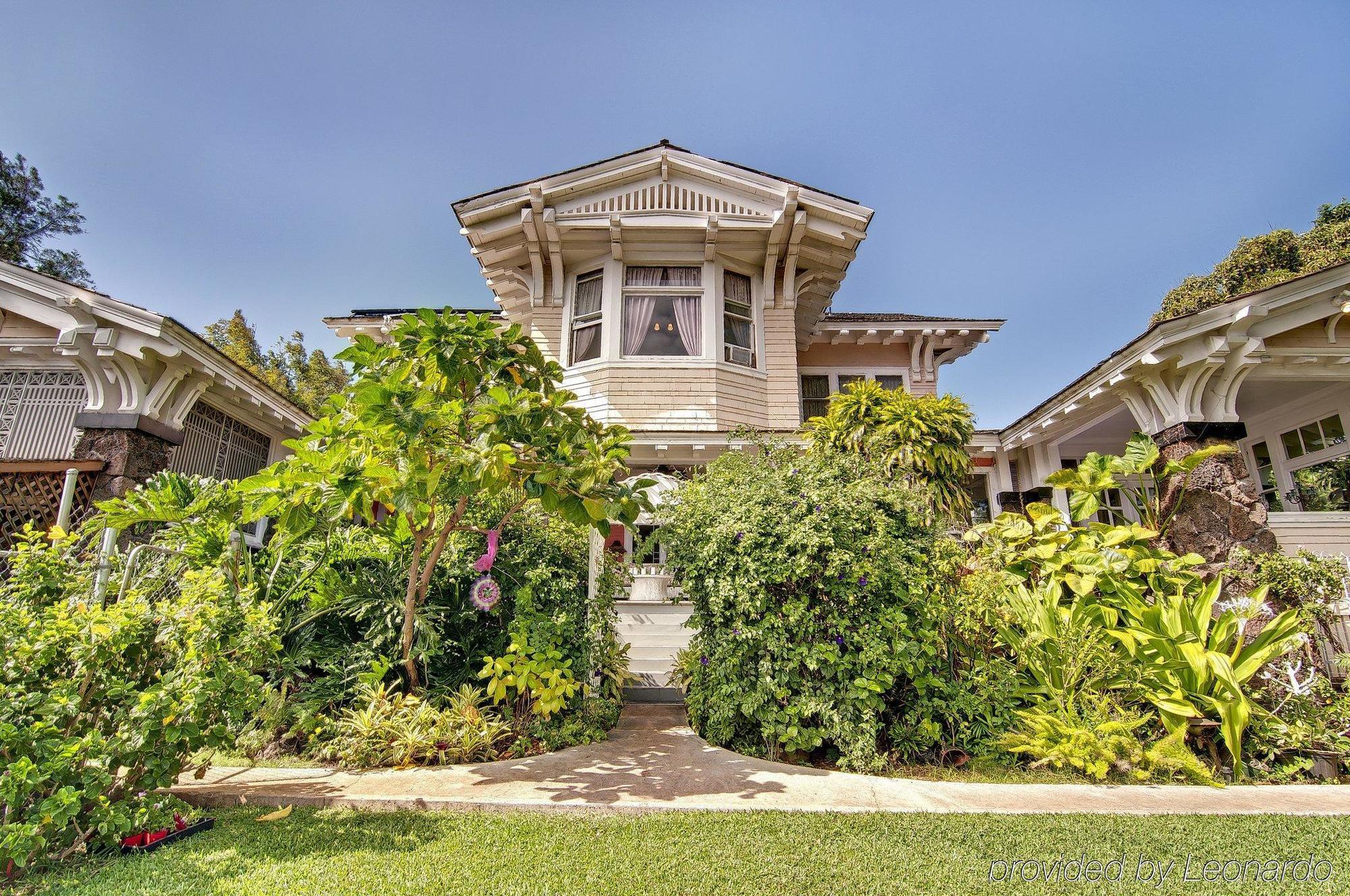 Manoa Valley Inn Honolulu Exterior photo